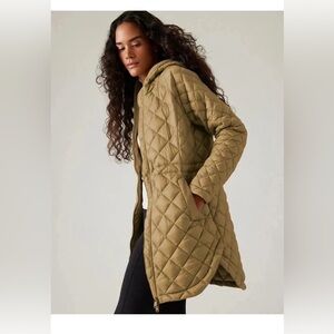 NWT $229 Athleta Women's Whisper Featherless Parka jacket in serpentine sz XS